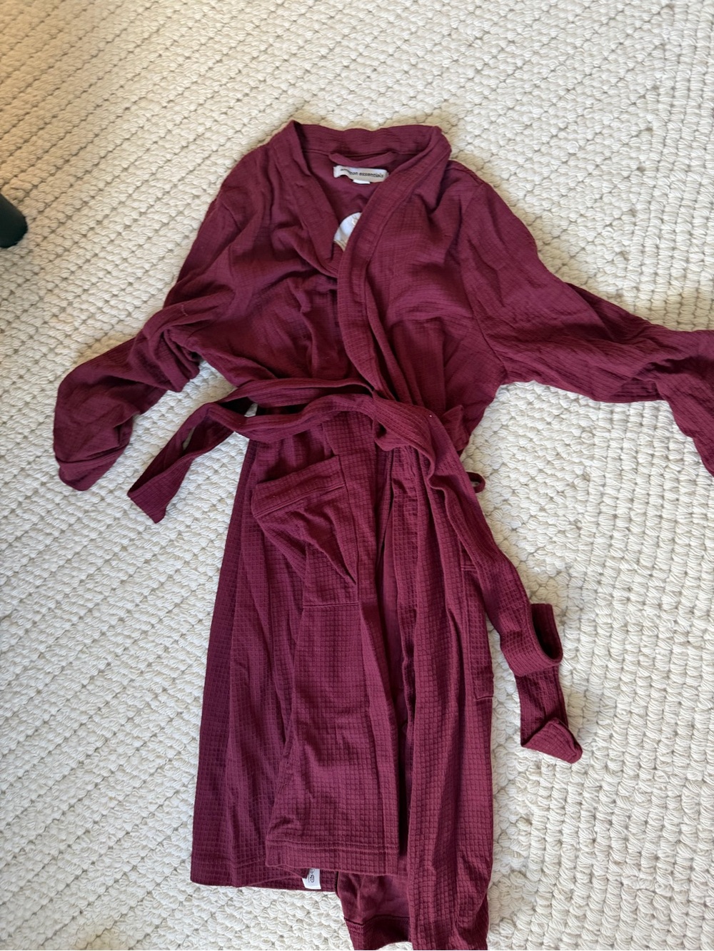 Amazon Essentials Burgundy Waffle-Knit Robe with Embroidery - Picture 2 of 3